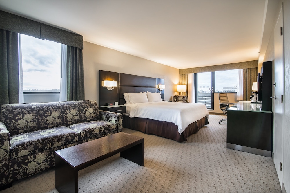 Premium Room, Multiple Beds - Photo 1