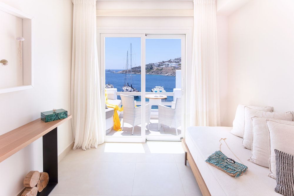 Sunshine Junior Suite, Sea View - Photo 3