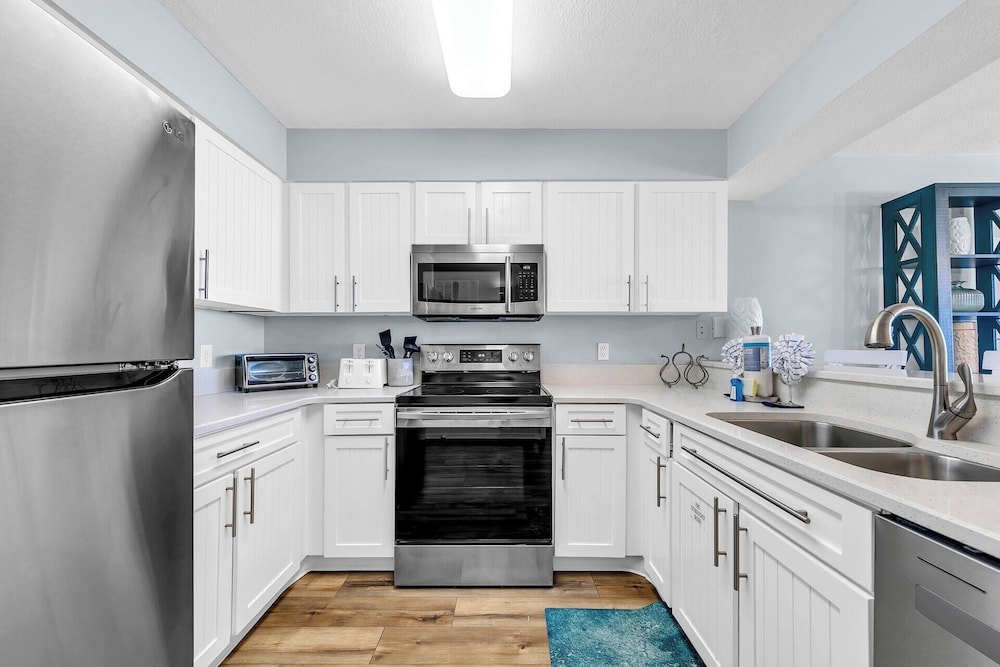 Elite Condo 2 Bedrooms 2 Bathrooms Ocean View 17th Floor photo 3