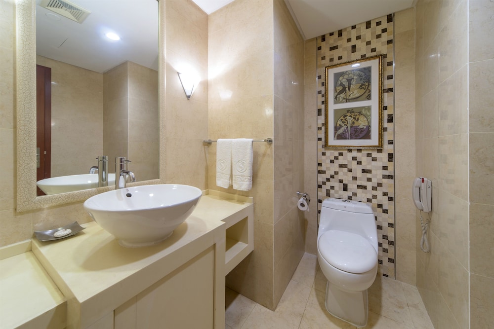 Executive Suite photo 3