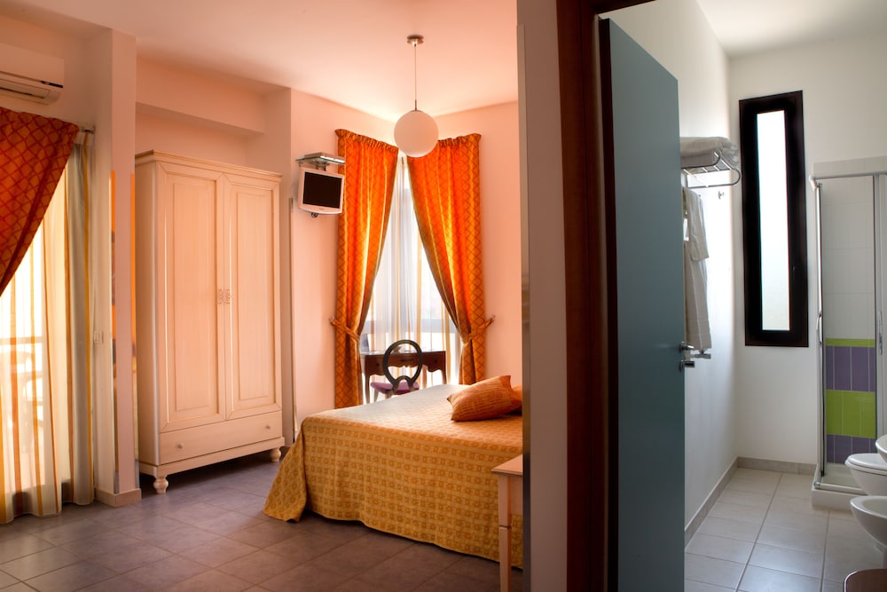 Quadruple Room photo 1