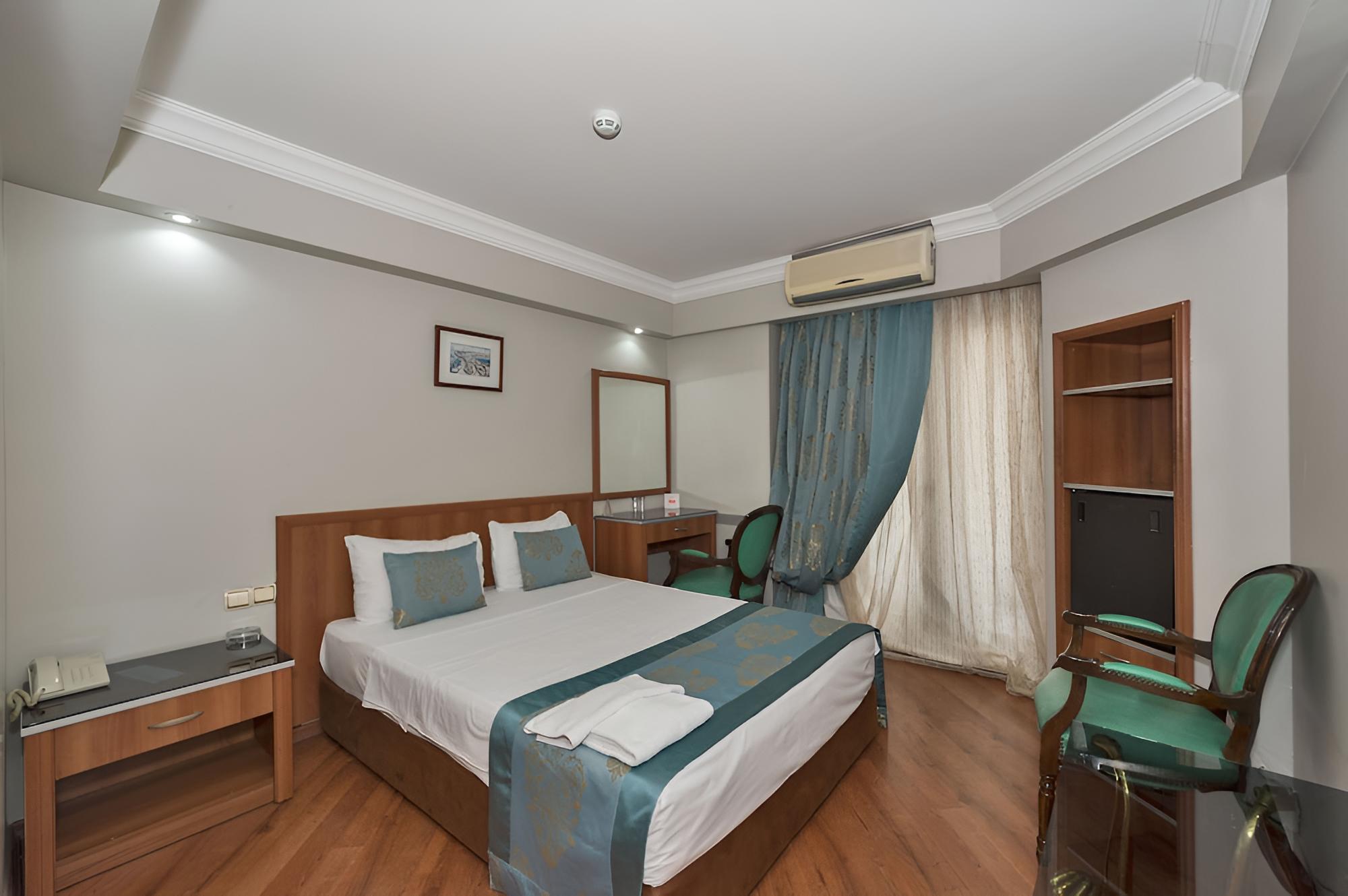 Double or Twin Room photo 1