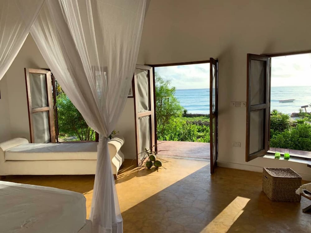 Luxury Suite, Ensuite, Sea View photo 2