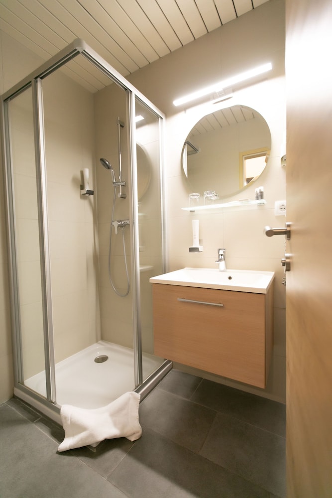 Basic Triple Room - Photo 5