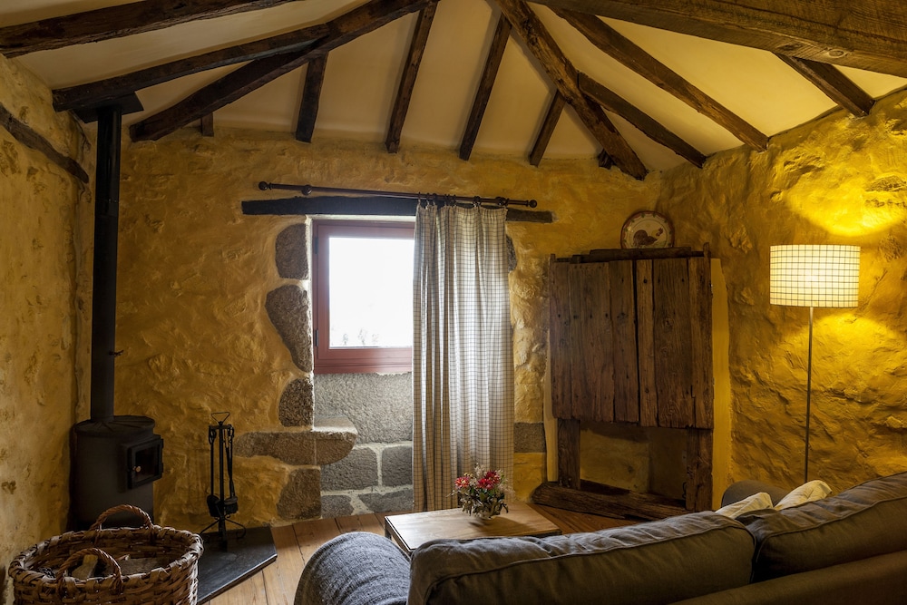 Traditional Villa, 1 Bedroom, Terrace, Mountainside