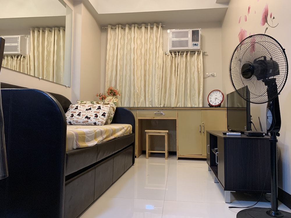Room, 1 Bedroom, Kitchenette photo 3