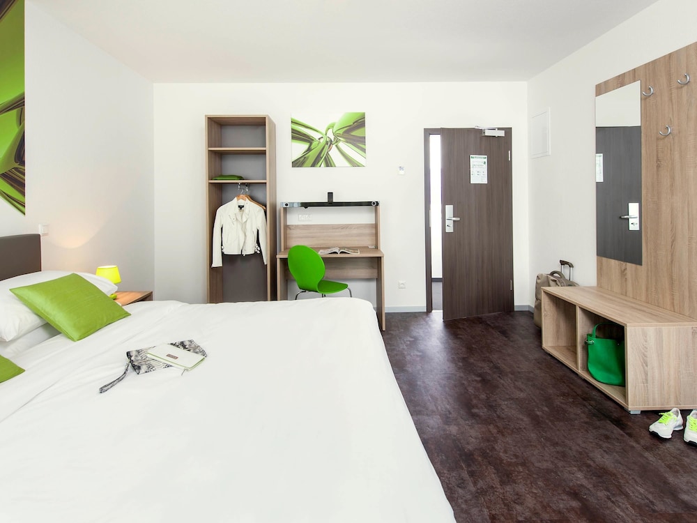 Family Suite, 2 Double Beds (All Comfort) photo 2