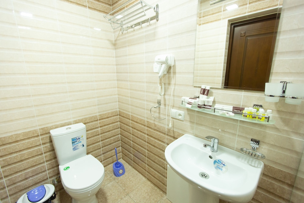 Standard Quadruple Room - Photo 4