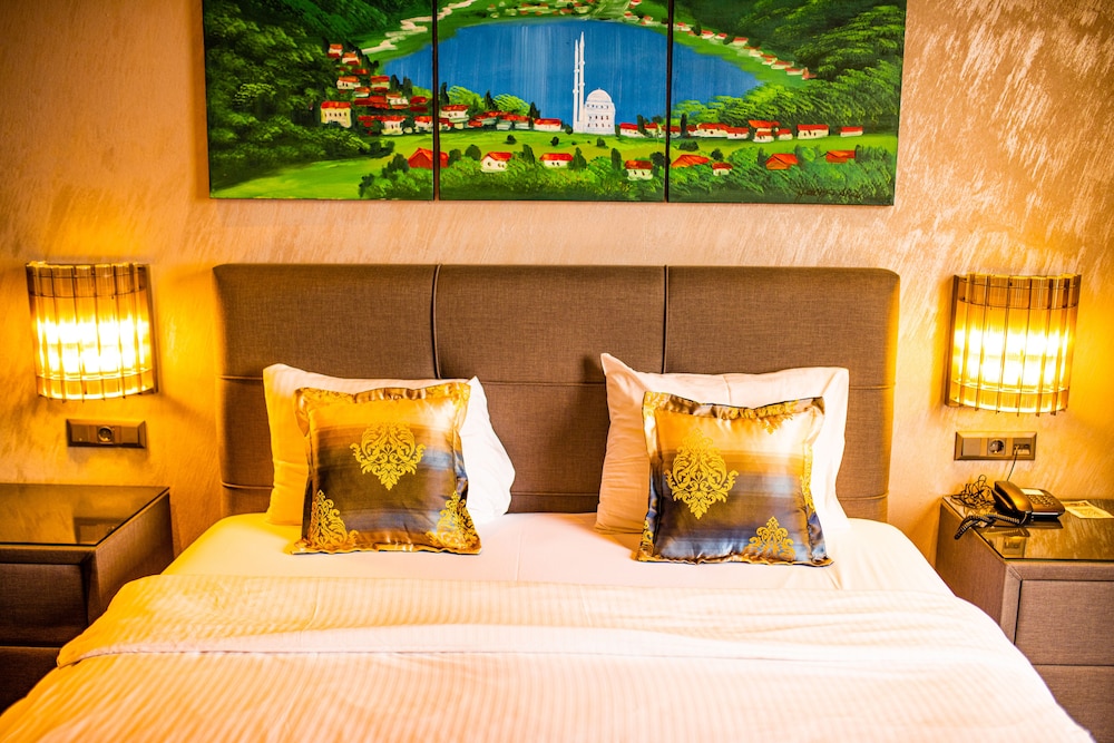 Executive Suite, 1 King Bed, Balcony, Sea View photo 1