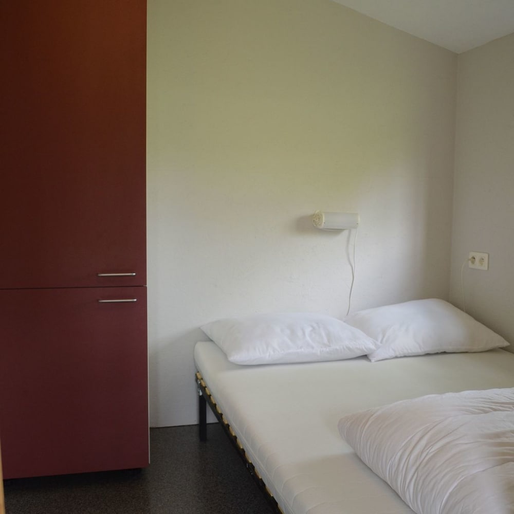 Mobile Home, 2 Bedrooms photo 1