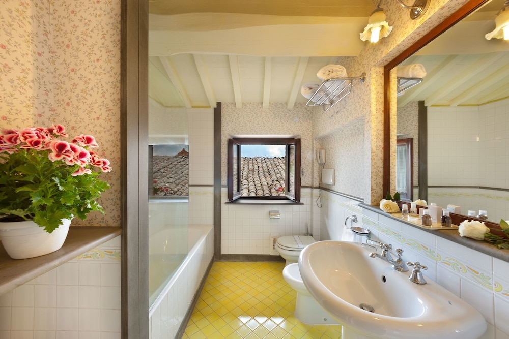 Classic Double Room - Photo 3