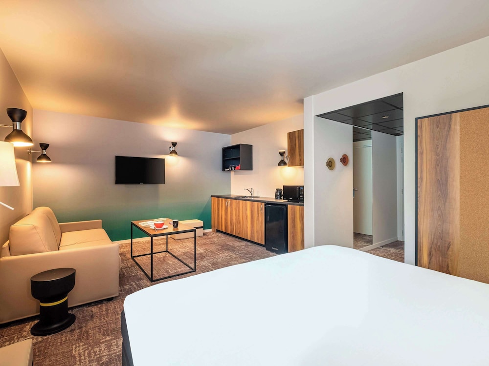 Apartment with kitchenette