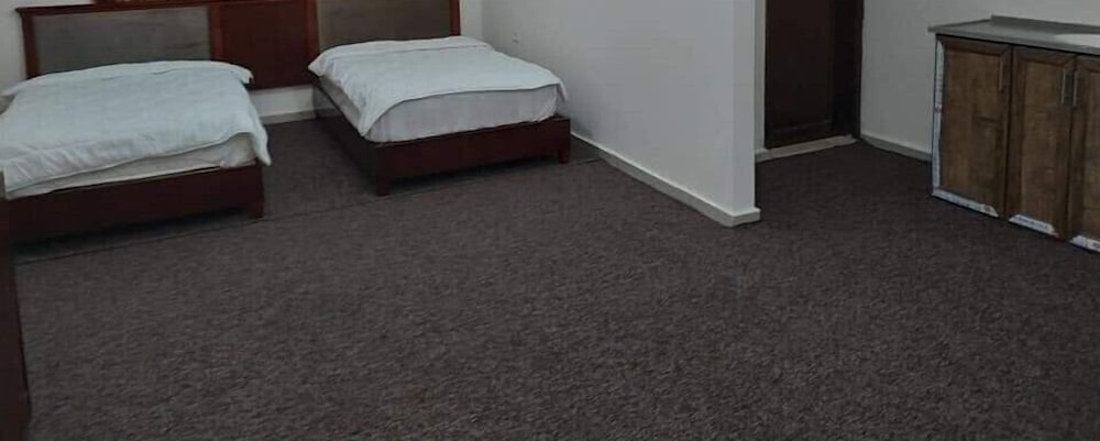 Standard Twin Room photo 2