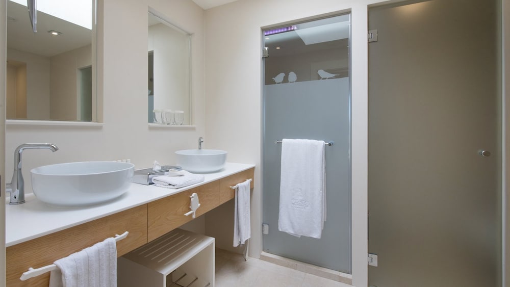 Suite Duplex, lateral sea view - Photo 7
