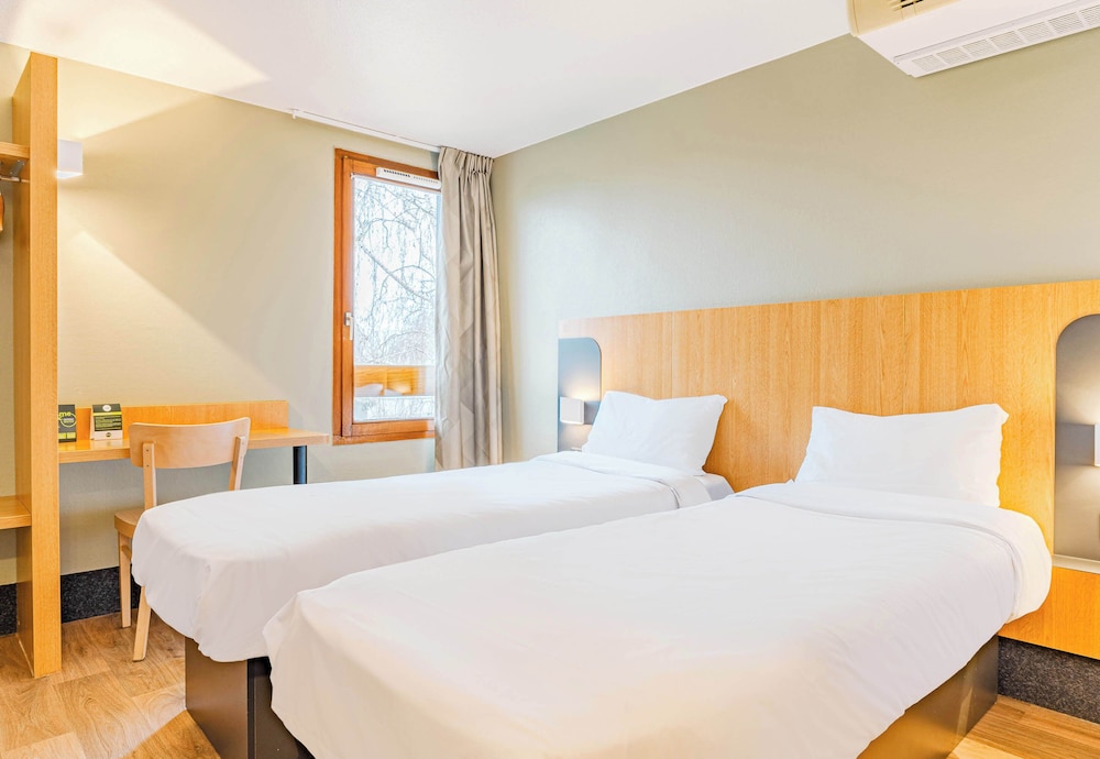 Twin Room, Non Smoking photo 1