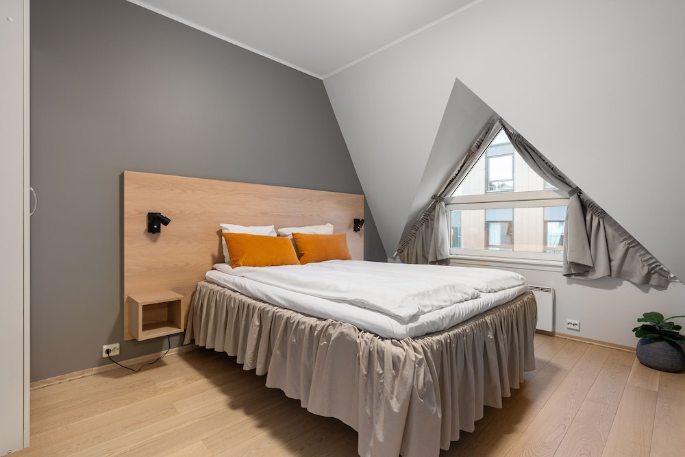 Deluxe Apartment, 1 Bedroom, Bathtub, City View photo 1