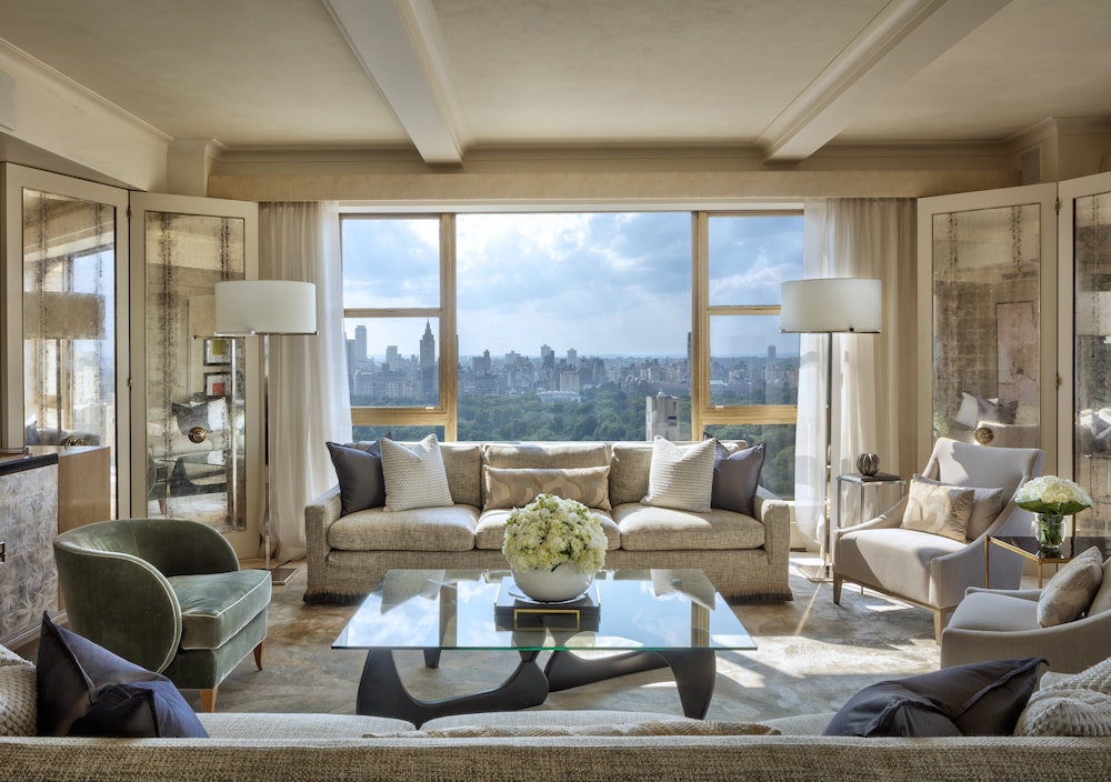 Presidential Suite thumbnail 5