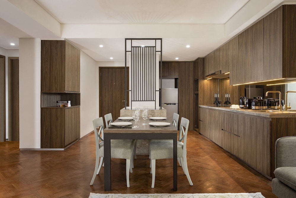 Premier Room, 2 Bedrooms - Photo 3