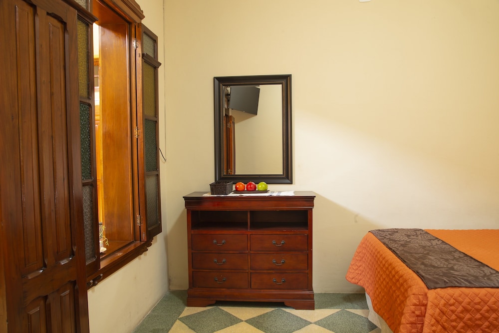Double Room, Shared Bathroom photo 3