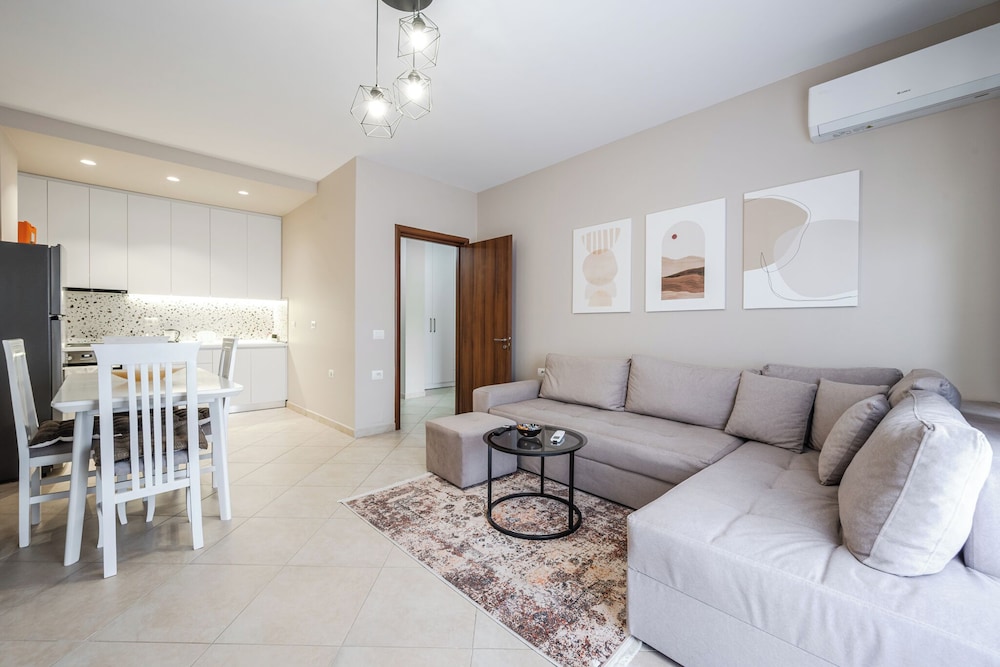 Junior Apartment, Balcony, Mountain View