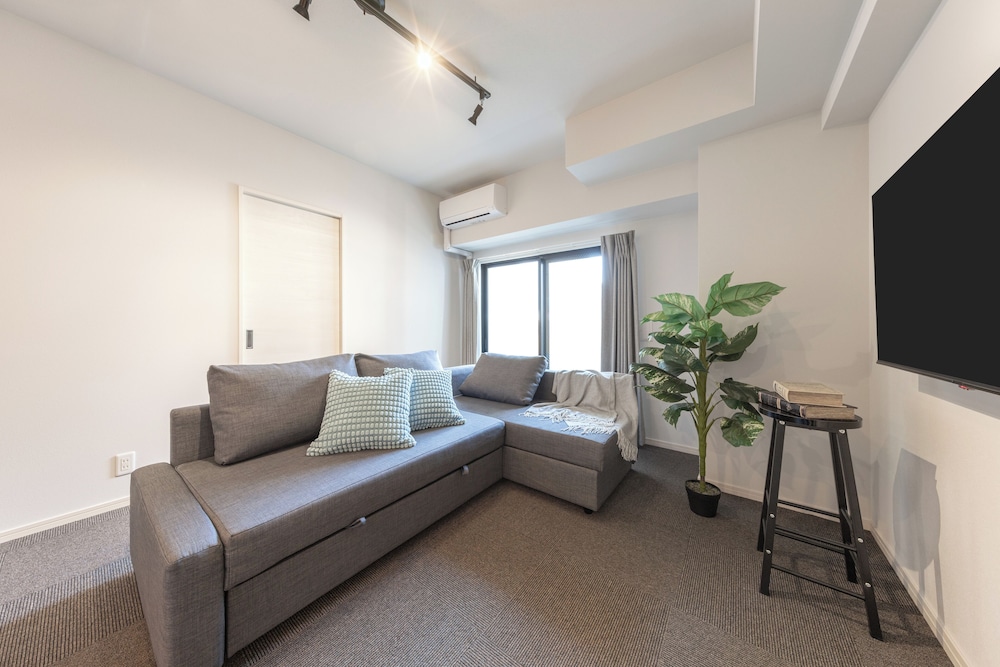 Family Suite, Non Smoking (901)
