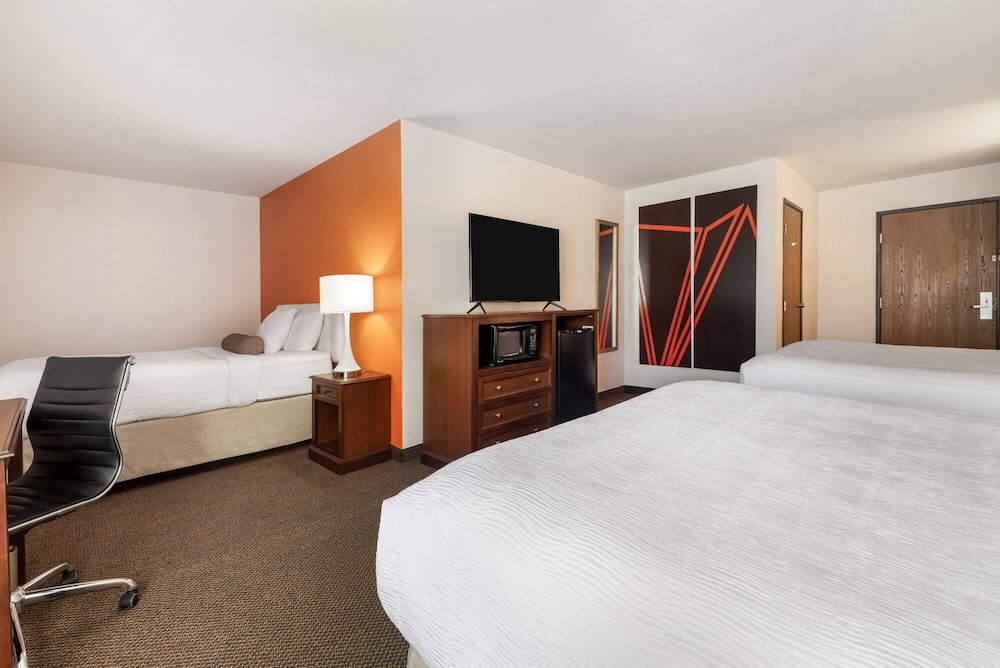 Studio Suite, Multiple Beds, Non Smoking - Photo 1