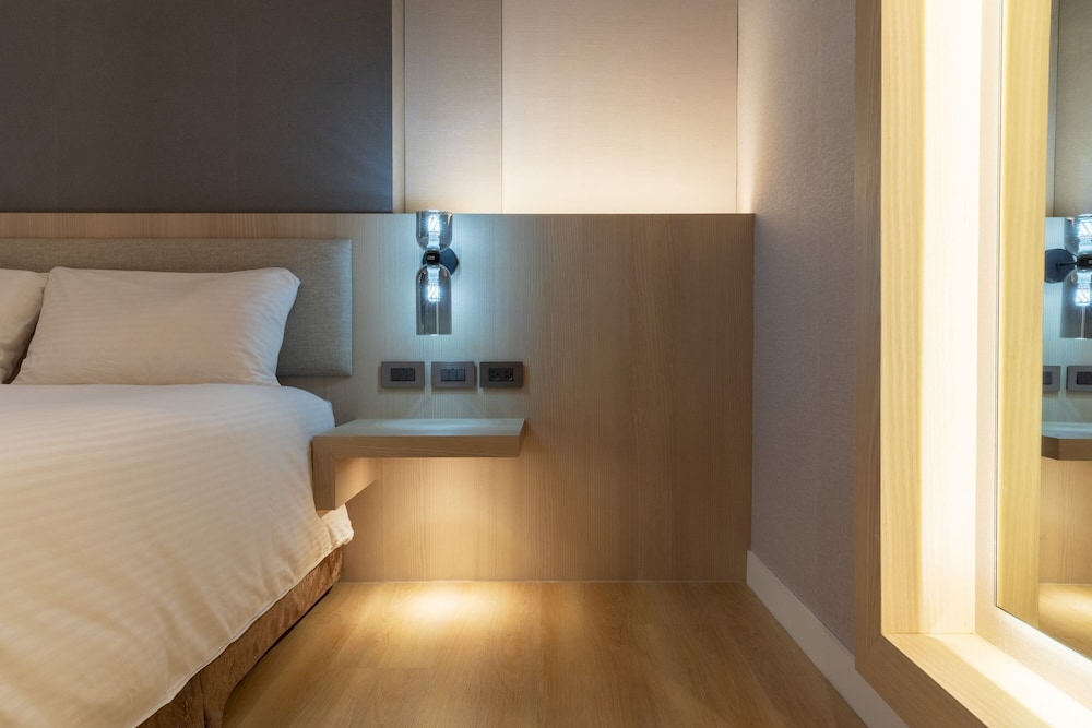 Romantic Double Room (2021 renovated) photo 2