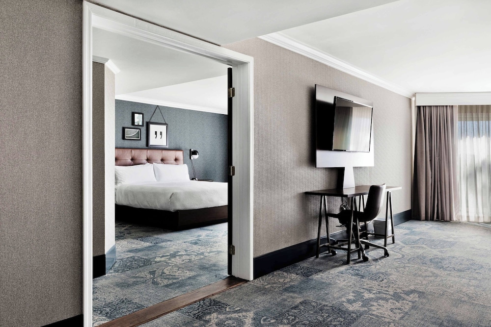 Suite, 1 Bedroom photo 1