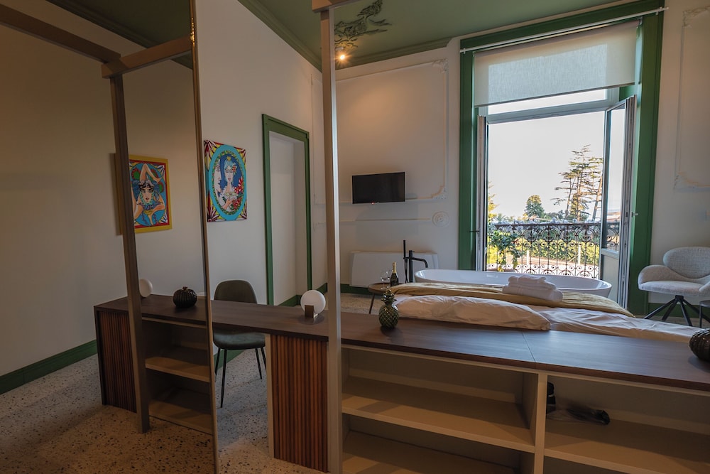 Room, Balcony, Sea View photo 3