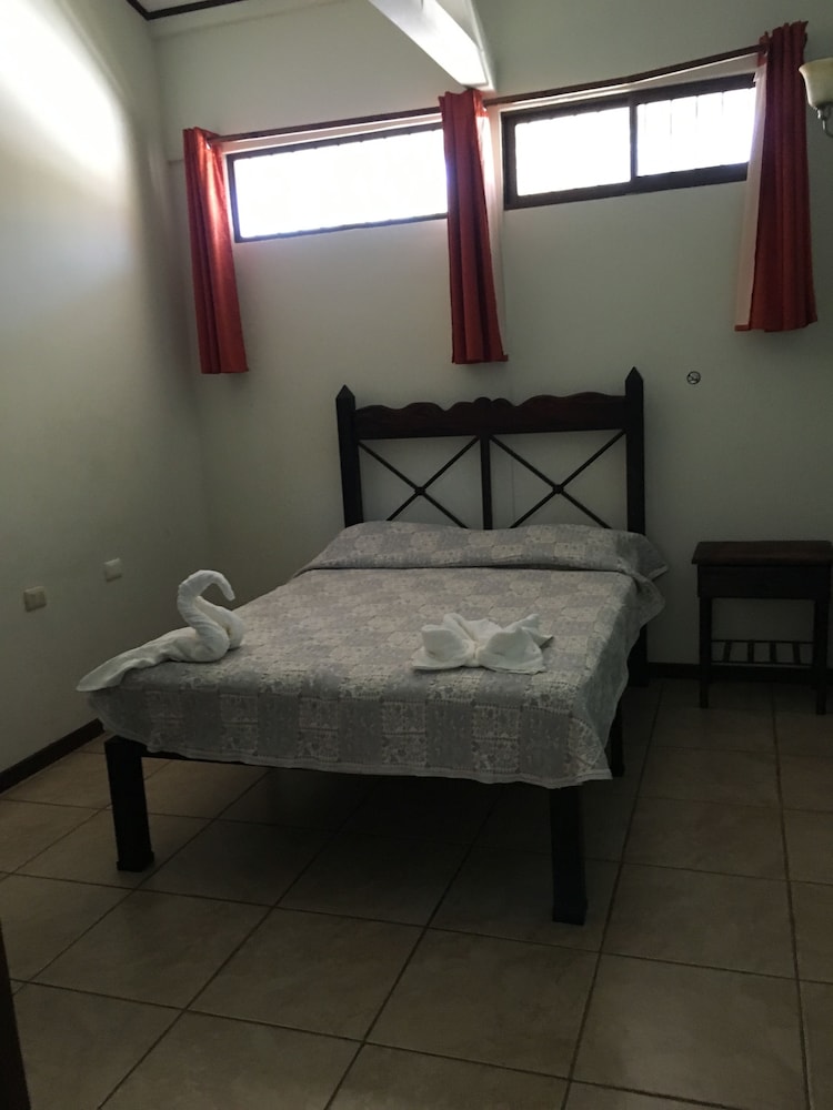 Standard Room, 1 Double Bed, Refrigerator & Microwave photo 2