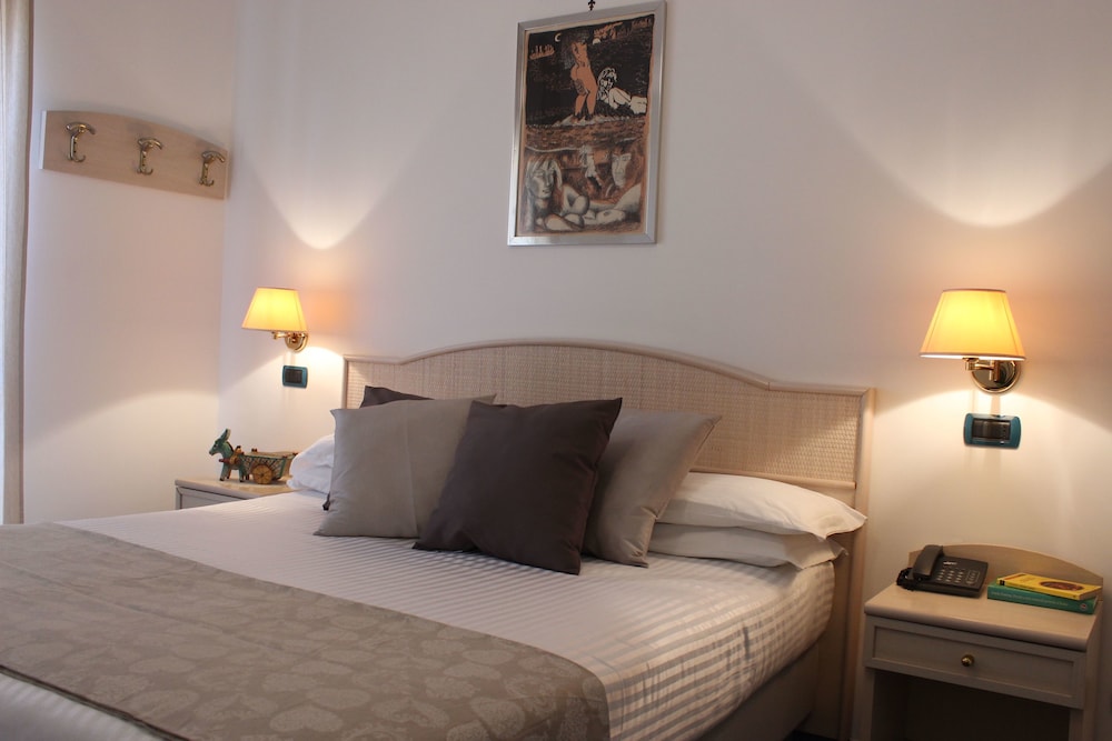 Triple Room - Photo 3