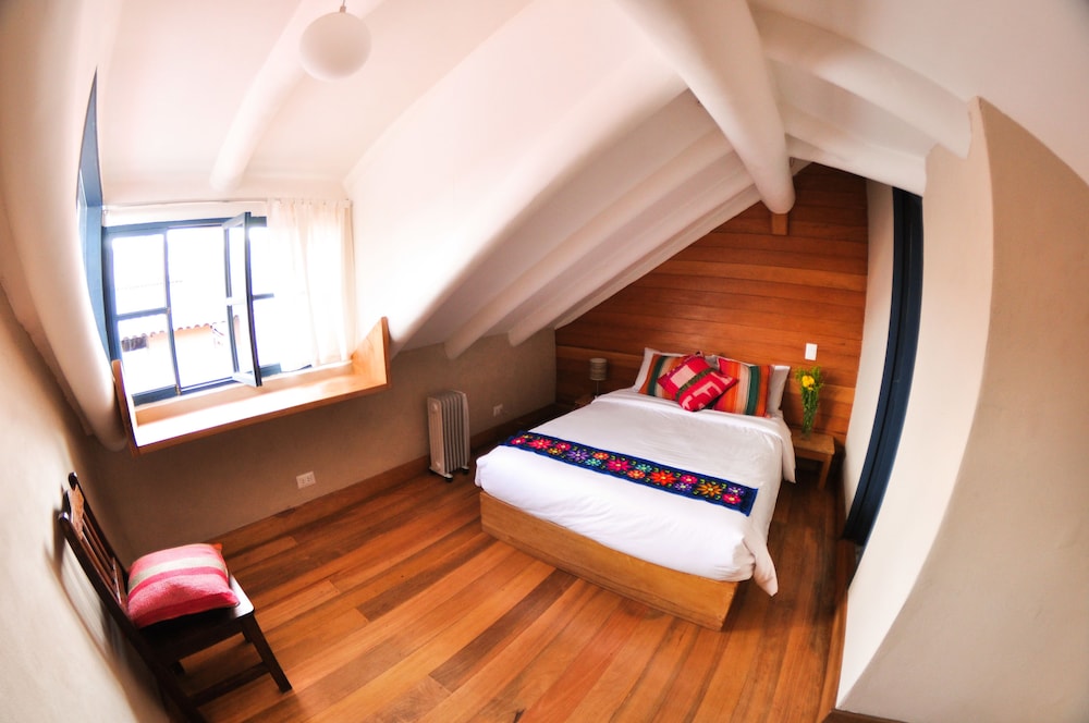 Superior Double Room, 1 Queen Bed, City View photo 2