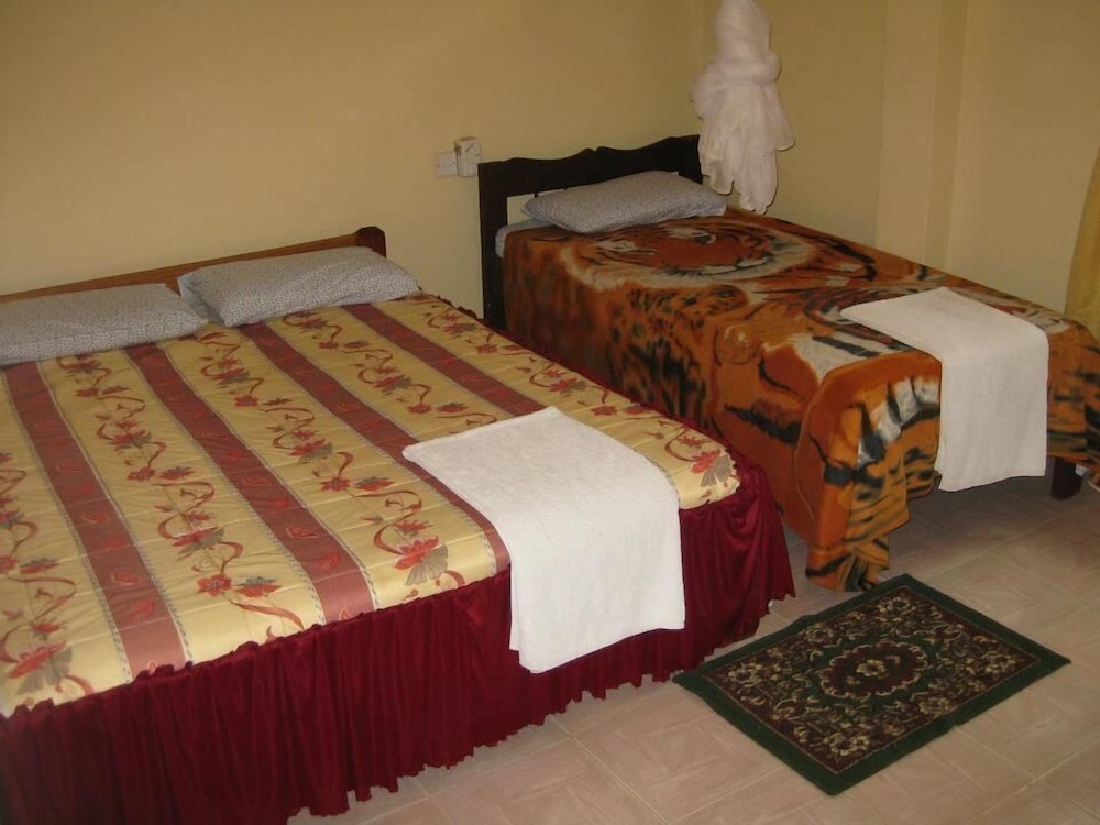 Twin Room, Multiple Beds, Non Smoking photo 2