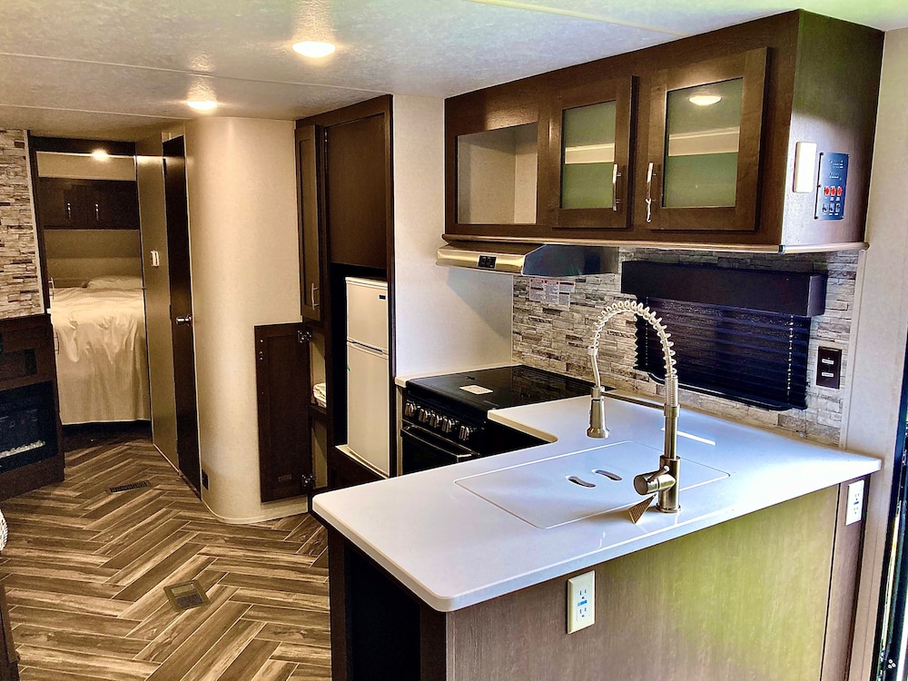 Standard Mobile Home, Non Smoking, Sea Facing photo 2