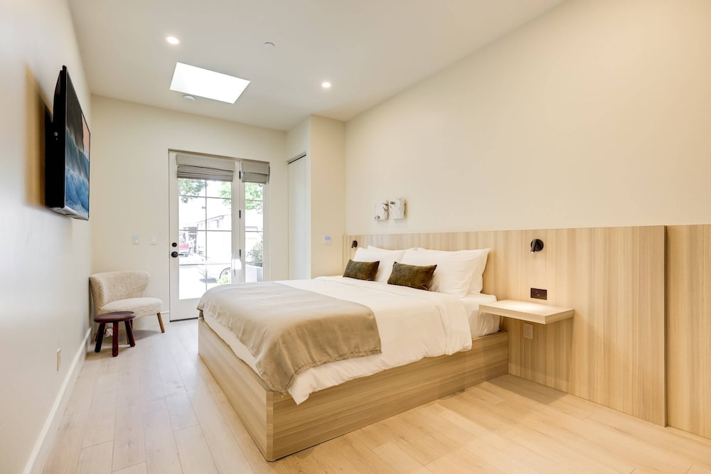 Design Apartment, 1 King Bed photo 1