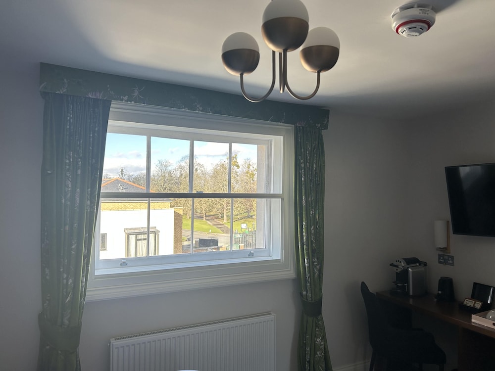 Deluxe Twin Room, 1 Bedroom photo 3