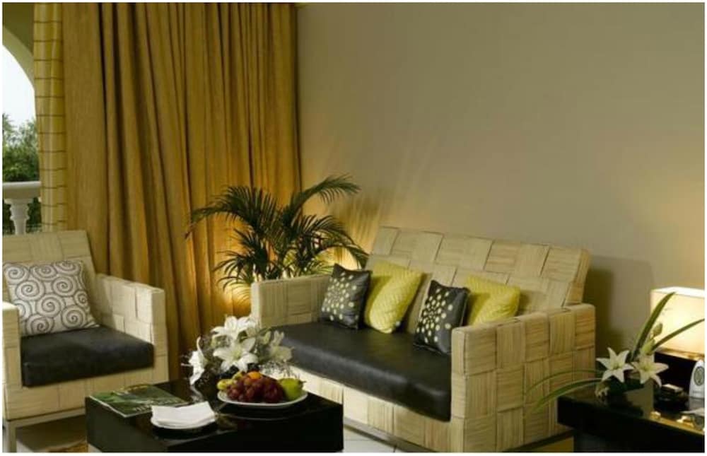 Premium Room - Photo 4