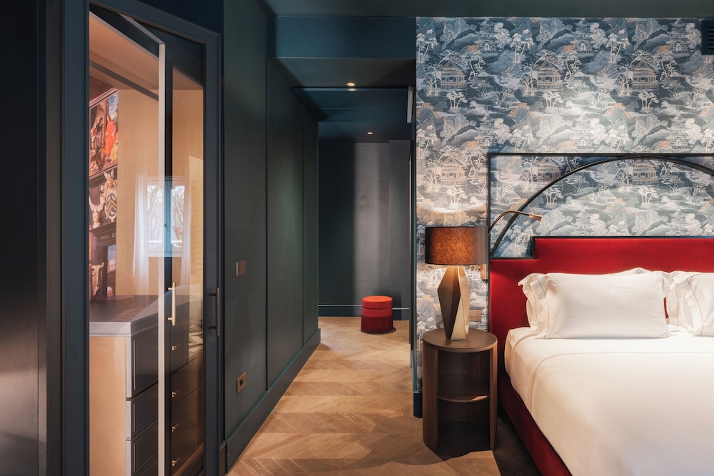 Room (Prestige)