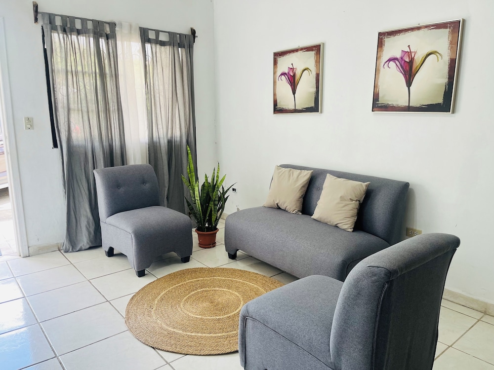 Economy Apartment photo 2
