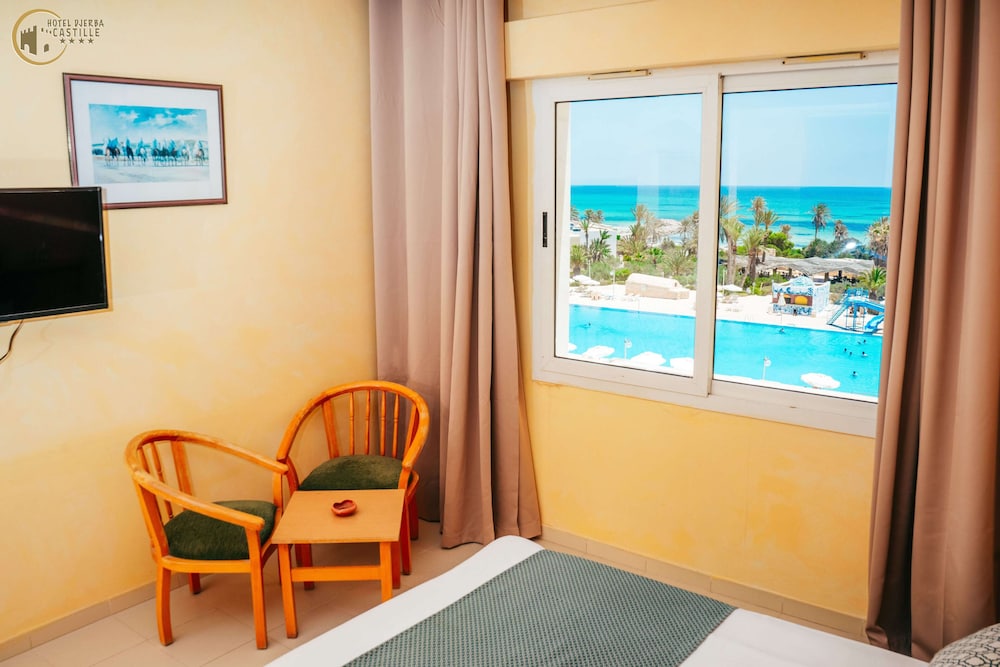 Economy Double Room, Sea View photo 3