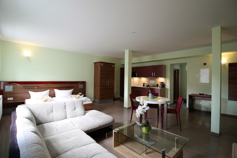 Classic Apartment photo 3