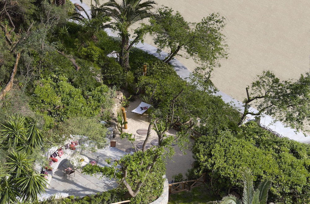 Grand Suite Sea Front with Private Pool