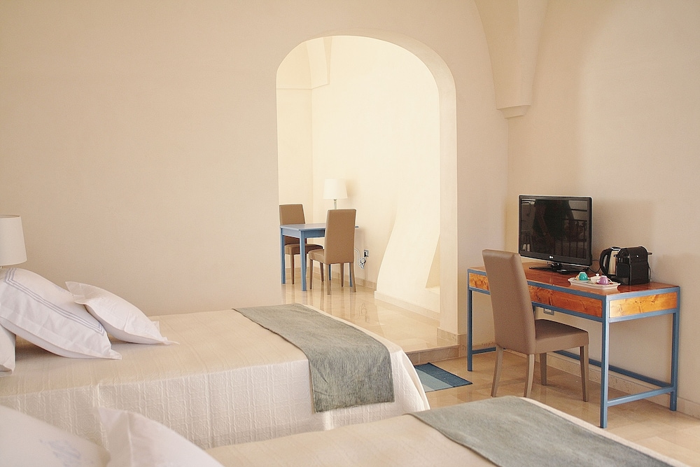 Deluxe Suite, Vineyard View photo 2