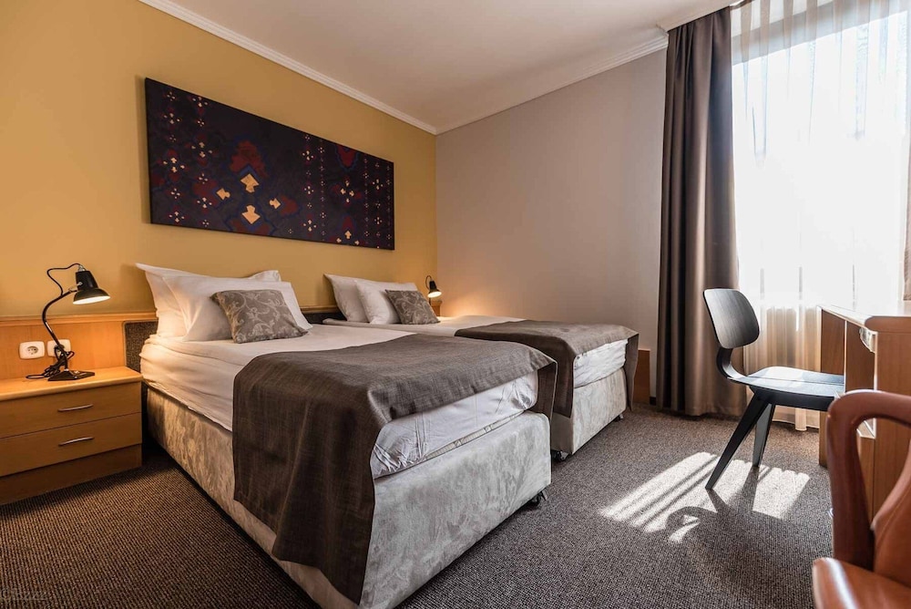 Comfort Double or Twin Room - Photo 11