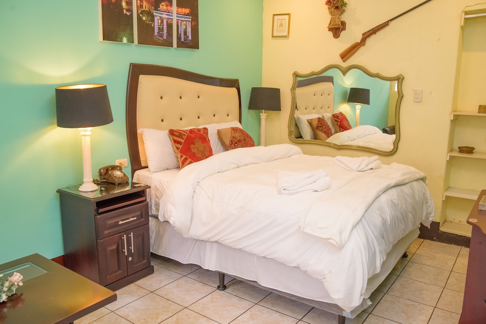 Philip Ray Room