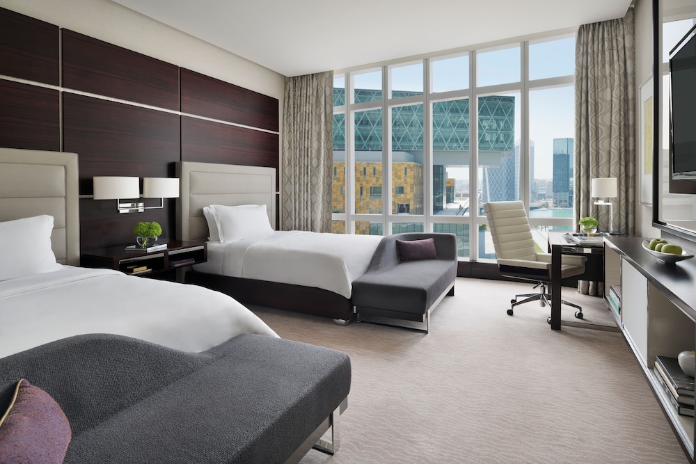 Executive Twin Room, City View
