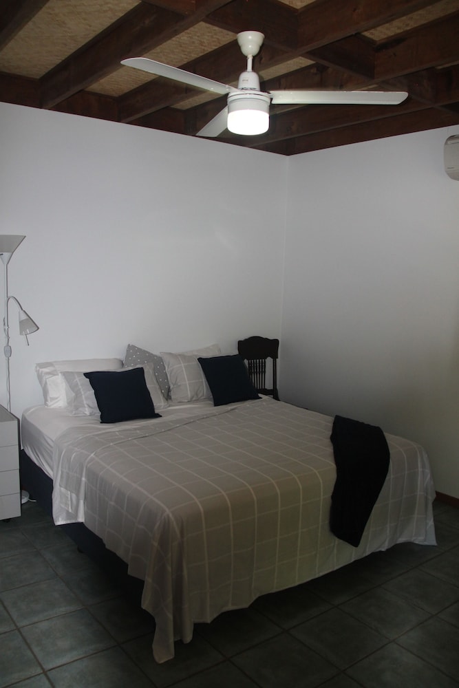 Beach House on Fox photo 1