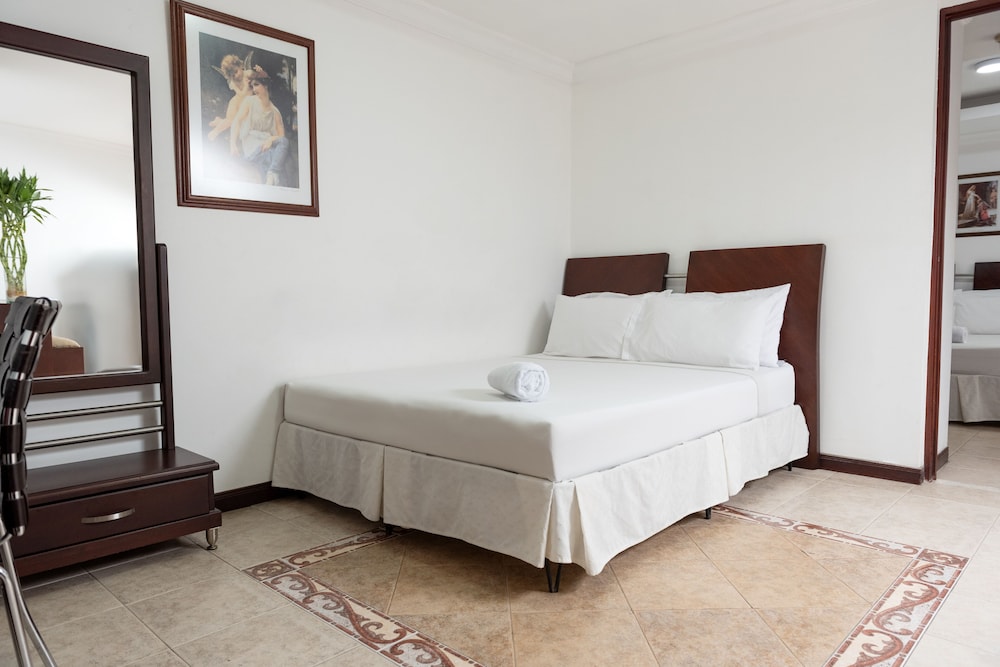 Standard Triple Room photo 3