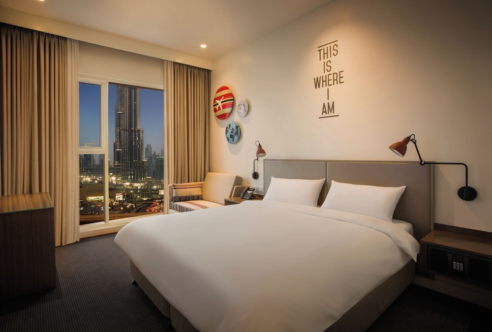 Rover Room Burj View - Free Shuttle Bus To The Beach & Dubai Mall