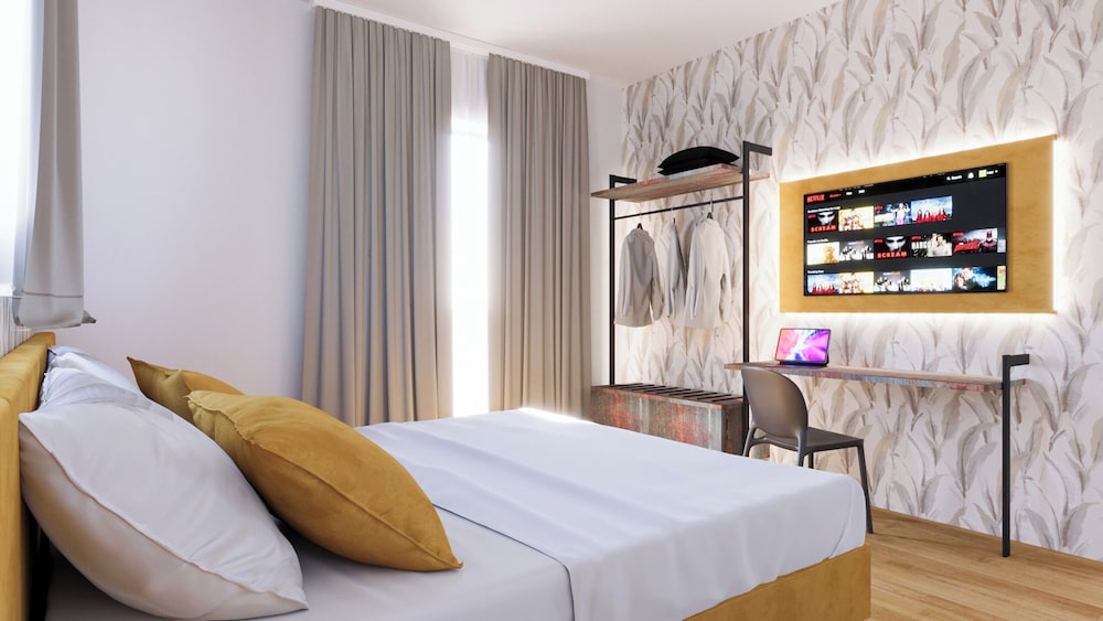 Basic Double or Twin Room